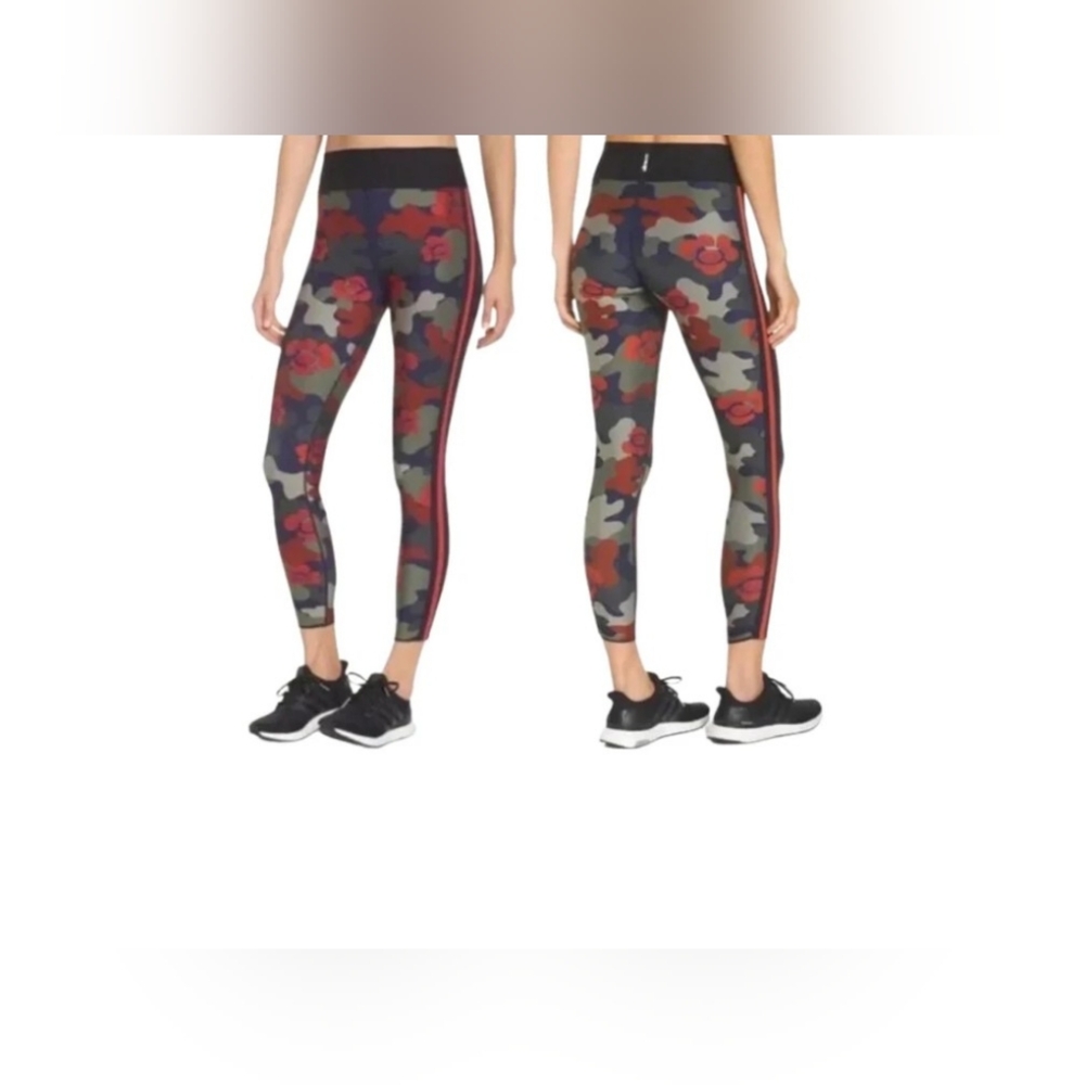 Ultracor Flower Camo High Rise Leggings Size L